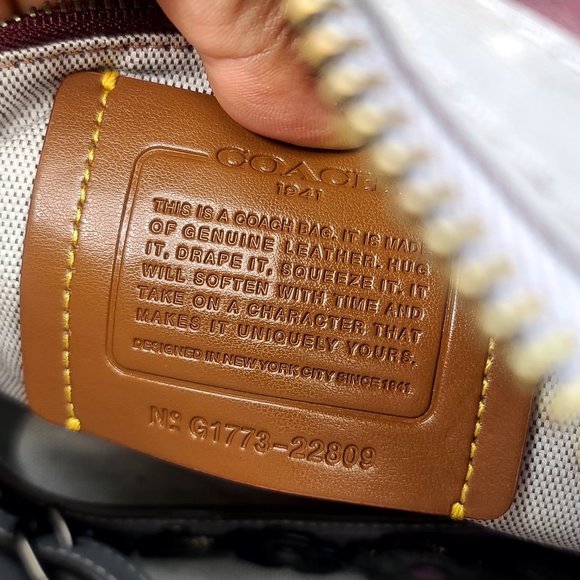 Gently used Rogue 31 With Quilting And Rivets - Picture 7 of 14